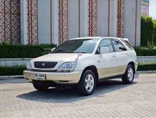 Toyota Harrier 2004