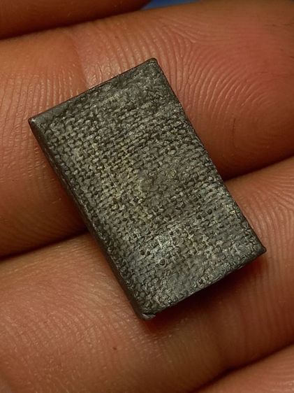 พระหล่อหลวงปู่ศุข วัดปากคลองมะขามเฒ่า จ.ชัยนาท พิมพ์ประภามณฑลข้างรัศมี ฐานบัวตุ่ม(หน้านกฮูก) เนื้อชินตะกั่ว ประมาณ ปี 2440-2466 สภาพสวยเดิมๆ รูปที่ 8