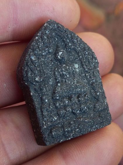 ขุนแผนพราย 59 ตน อาจารย์เปล่ง บุญยืน (เนื้อดำ)

วัตถุมงคลที่ขึ้นชื่อว่า 'แรง' และ 'เร็ว' ที่สุดในสายเมตตามหาเสน่ห์  รูปที่ 5