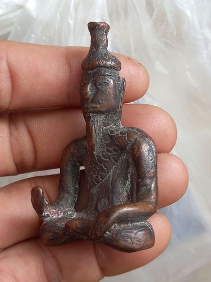 รูปหล่อโบราณปู่ฤาษี หรือพ่อแก่ ศิลปทางใต้ เนื้อสัมฤทธิ์ทองแดง พุทธคุณเด่นทางด้านเมตตามหานิยม โชคลาภ และปกป้องคุ้มครอง รูปที่ 4