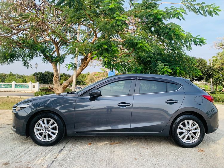 Mazda Mazda3 2016 2.0 C Sports Sedan เบนซิน ไม่ติดแก๊ส เกียร์อัตโนมัติ เทา รูปที่ 3