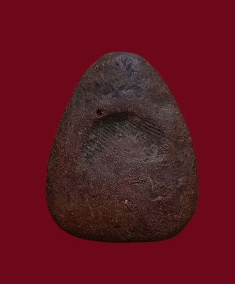 พระปิดตาเนื้อดินเก่า ไม่ทราบที่ รูปที่ 3