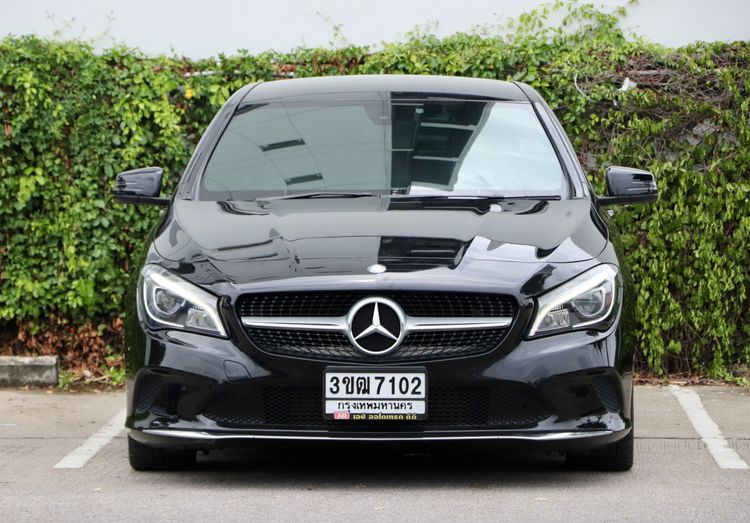 Mercedes-Benz CLA-Class 2017 CLA200 Sedan เบนซิน ไม่ติดแก๊ส เกียร์อัตโนมัติ ดำ รูปที่ 2
