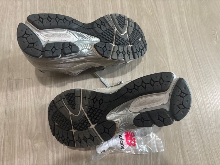 new balance 2002r 7.5 รูปที่ 4