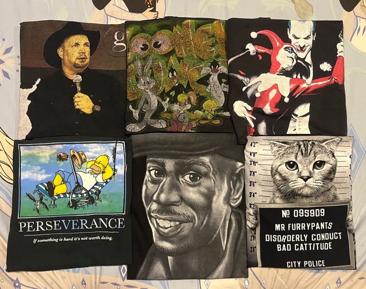 เสื้อวินเทจ มือสอง