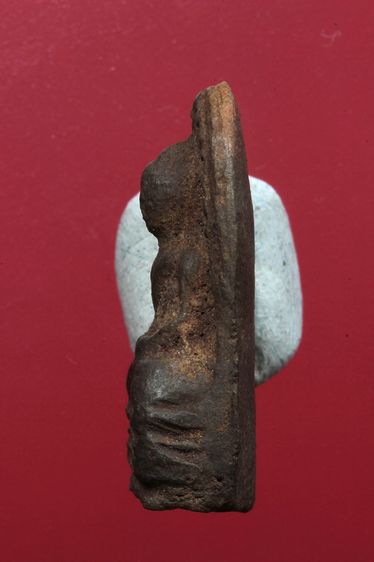 พระรอดลำพูนสวยๆค่ะเก่าค่ะ รูปที่ 4