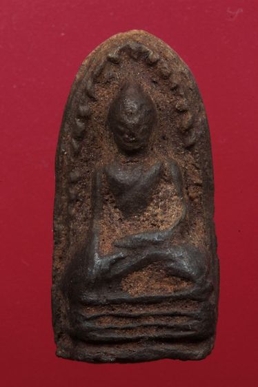 พระรอดลำพูนสวยๆค่ะเก่าค่ะ