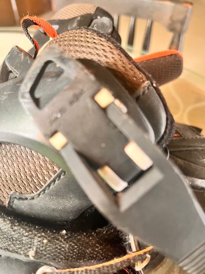 รองเท้าสเก็ต รูปที่ 10