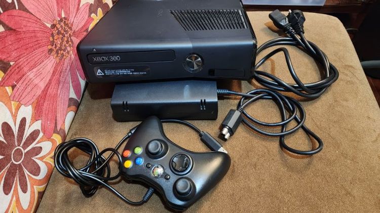 Xbox 360 สภาพใหม่เก็บไม่ได้เล่น รูปที่ 2