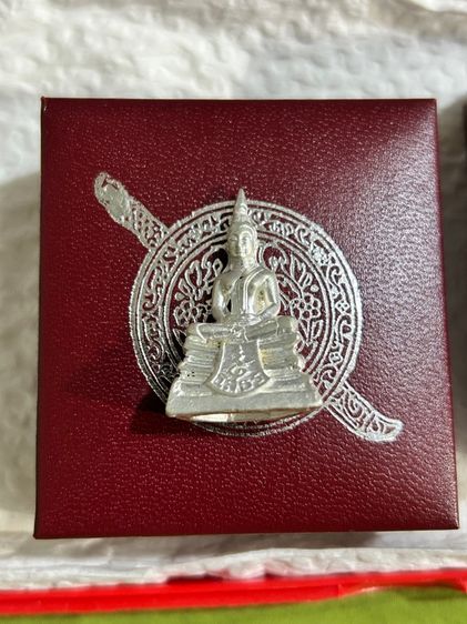หลวงพ่อโสธรรุ่นกรมตำรวจ 80 ปีพร้อมกล่องเดิมกล่องหนังราคาองละ 650 บาทรวมส่งเก็บปลายทาง รูปที่ 11
