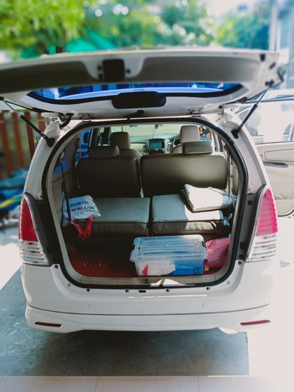 Toyota Innova 2010 2.0 Zenix HEV Smart Utility-car เบนซิน เกียร์อัตโนมัติ ขาว รูปที่ 3