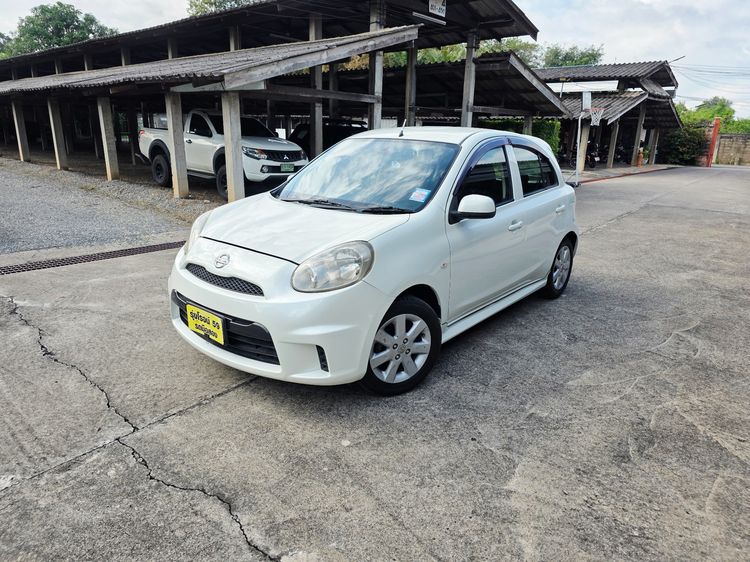 Nissan March 2013 1.2 VL Sport Version Sedan เบนซิน ไม่ติดแก๊ส เกียร์อัตโนมัติ ขาว รูปที่ 2