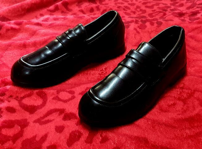 รองเท้าหนังเด็กชายสีดำ ความยาวเท้า 22 ซม เหมือนใหม่ด้านในนุ่มมาก รูปที่ 2