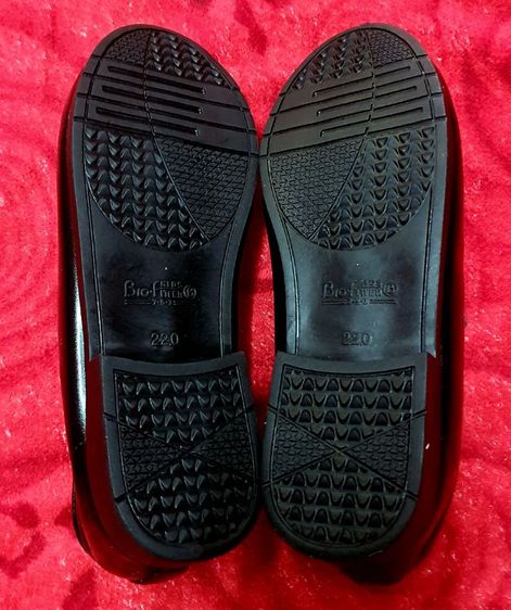 รองเท้าหนังเด็กชายสีดำ ความยาวเท้า 22 ซม เหมือนใหม่ด้านในนุ่มมาก รูปที่ 7