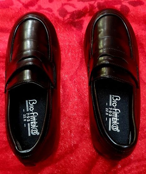 รองเท้าหนังเด็กชายสีดำ ความยาวเท้า 22 ซม เหมือนใหม่ด้านในนุ่มมาก รูปที่ 6