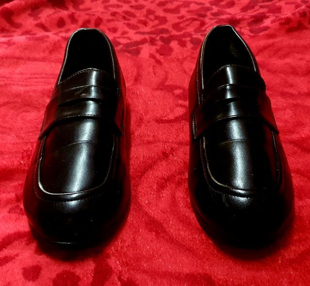 รองเท้าหนังเด็กชายสีดำ ความยาวเท้า 22 ซม เหมือนใหม่ด้านในนุ่มมาก รูปที่ 4