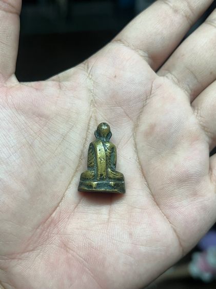 รูปหล่อหลวงพ่อพรหม(มีสินค้าหลายรายการกดเข้ามาดูในโปรไฟล์ได้เลยครับ) รูปที่ 8