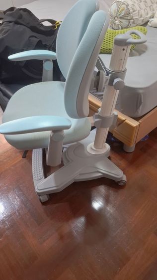 เก้าอี้สำหรับเด็กปรับความสูง รูปที่ 4