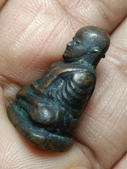 รูปหล่อหลวงพ่อเงิน รูปที่ 2