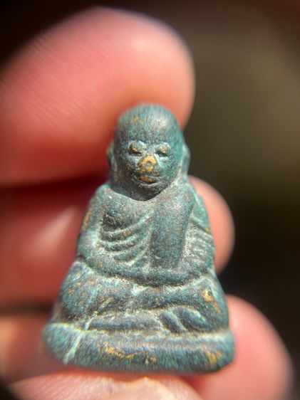 รูปหล่อหลวงพ่อเงินเก่า(มีสินค้าหลายรายการกดเข้ามาดูในโปรไฟล์ได้เลยครับ)