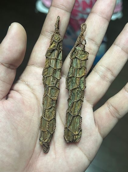 เปิดตะกรุดทองแดงถักลวดไม่ทราบที่ ยกคู่(มีสินค้าหลายรายการกดเข้ามาดูในโปรไฟล์ได้เลยครับ) รูปที่ 2