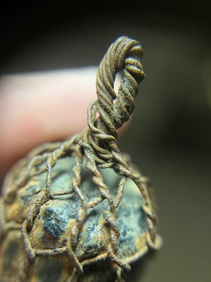 ตะกรุดไม้ครูมันมันถักลวดไม่ทราบที่(มีสินค้าหลายรายการกดเข้ามาดูในโปรไฟล์ได้เลยครับ) รูปที่ 8