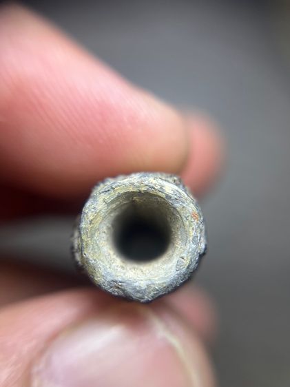 เปิดตะกรุดตะกั่วยาว 3.5 นิ้วไม่ทราบที่(มีสินค้าหลายรายการกดเข้ามาดูในโปรไฟล์ได้เลยครับ) รูปที่ 8