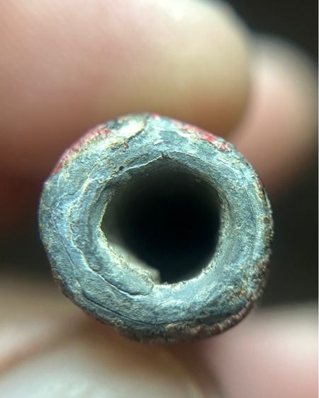 ตะกรุดตะกั่วลงรักชาติแดงมันมันไม่ทราบที่ยาว 4.7 นิ้ว(มีสินค้าหลายรายการกดเข้ามาดูในโปรไฟล์ได้เลยครับ) รูปที่ 4