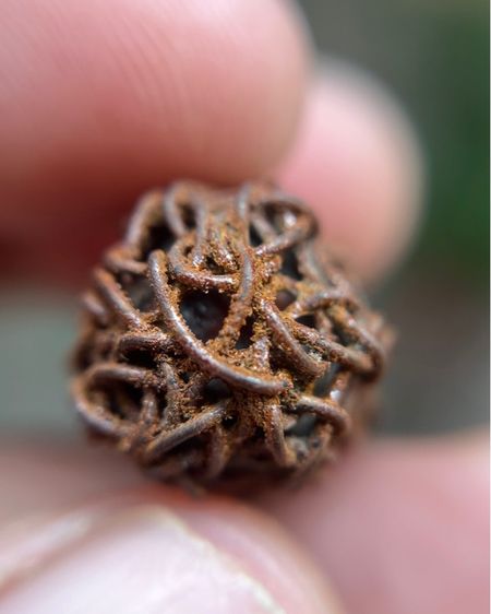 เครื่องรางลึกลับ ด้านในลงรักถักลวด ไม่ทราบที่ (มีสินค้าหลายรายการกดเข้ามาดูในโปรไฟล์ได้เลยครับ รูปที่ 5