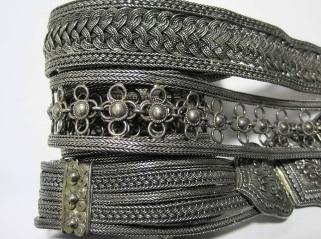 เข็มขัดเงินเก่าโบราณ ลายสวยงาม ลายไทย 3 เส้น รูปที่ 2