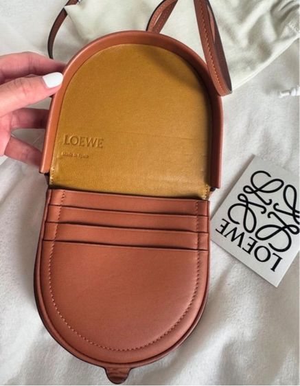 Loewe heel pouch small รูปที่ 3