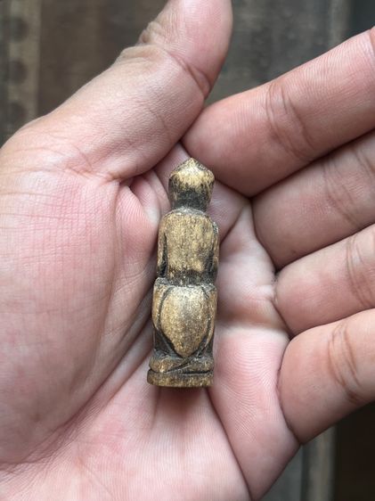 ลิงจับหลักไม้แกะ (มีสินค้าหลายรายการกดเข้ามาดูในโปรไฟล์ได้เลยครับ) รูปที่ 4