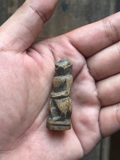 ลิงจับหลักไม้แกะ (มีสินค้าหลายรายการกดเข้ามาดูในโปรไฟล์ได้เลยครับ) รูปที่ 3