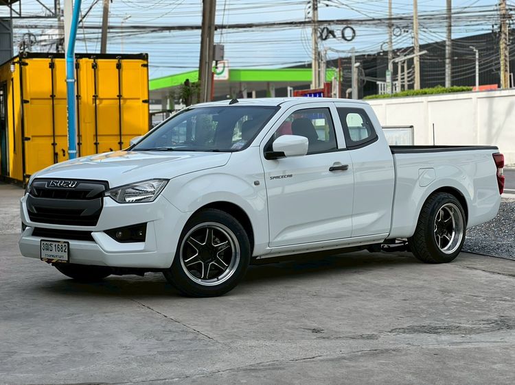 รถ Isuzu D-MAX 3.0 S สี ขาว