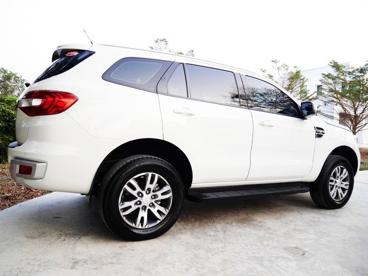 Ford Everest 2016 2.2 Titanium Utility-car ดีเซล ไม่ติดแก๊ส เกียร์อัตโนมัติ ขาว รูปที่ 4