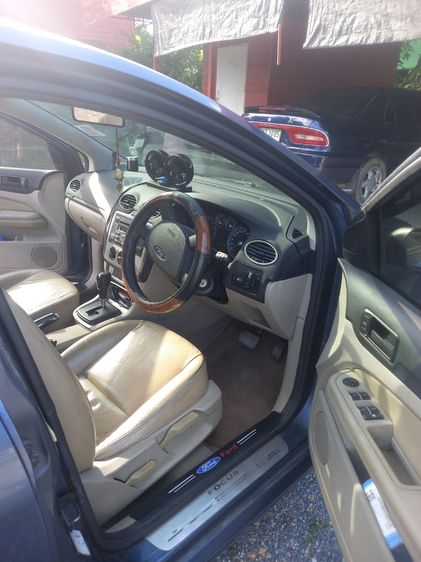 Ford Focus 2006 1.8 Ghia Sedan เบนซิน เกียร์อัตโนมัติ น้ำเงิน รูปที่ 2