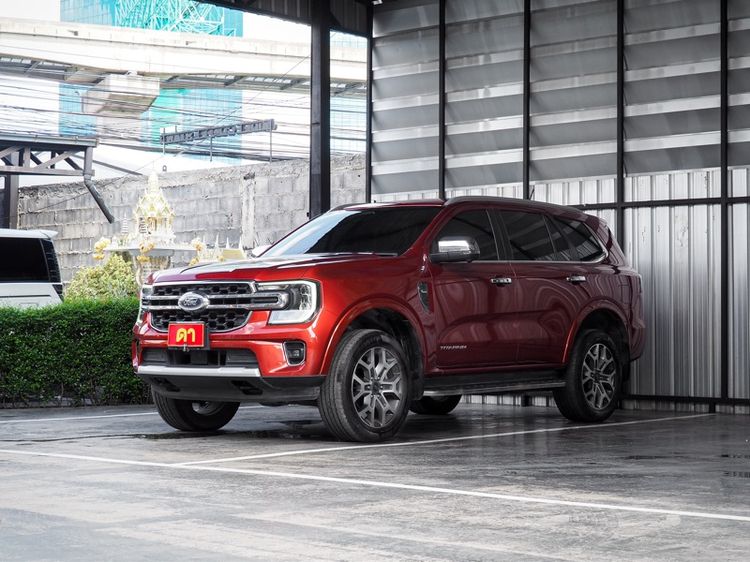รถ Ford Everest 2.0 Bi-Turbo Titanium+ สี ส้ม