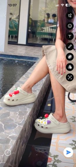 รองเท้าแตะแบบลำลอง หนังสังเคราะห์ UK 5.5 | EU 38 2/3 | US 7 ขาว  CROCS 