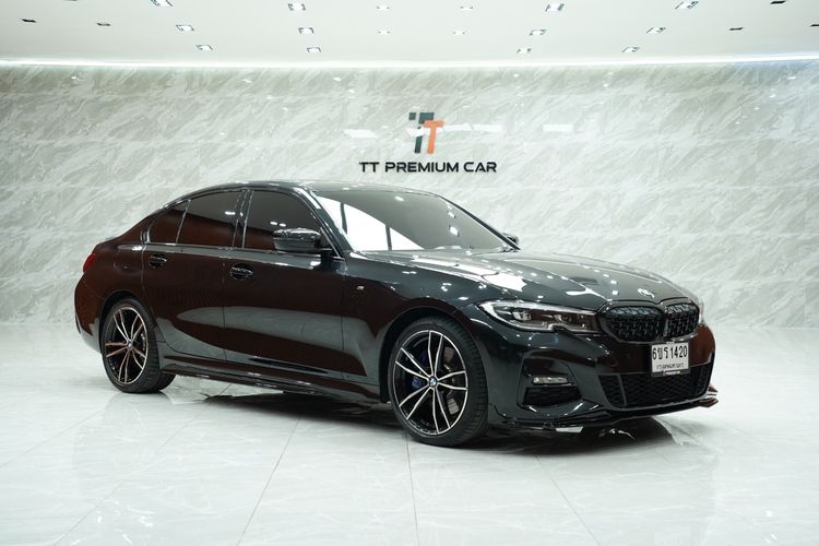 BMW Series 3 2020 330e Sedan ไฮบริด เกียร์อัตโนมัติ ดำ