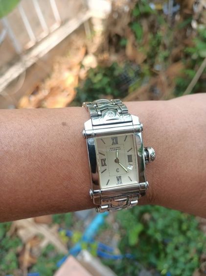Vintage Philippe Charriol Columbus Thank Quartz stainless Silver ระบบถ่าน เดินปรกติ สายกำไลทรงเหลี่ยม สีเลสออกเนื้อเงิน ขนาด 30x39 (w.h.)  รูปที่ 10