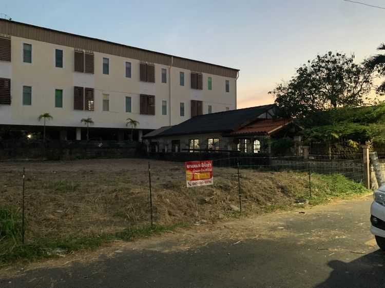 ใช่ ที่ว่าง ถมที่พร้อมสร้าง รูปที่ 4