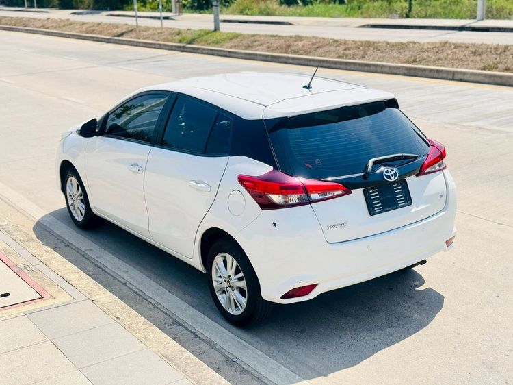 Toyota Yaris 2019 1.2 E Sedan เบนซิน เกียร์อัตโนมัติ ขาว รูปที่ 4
