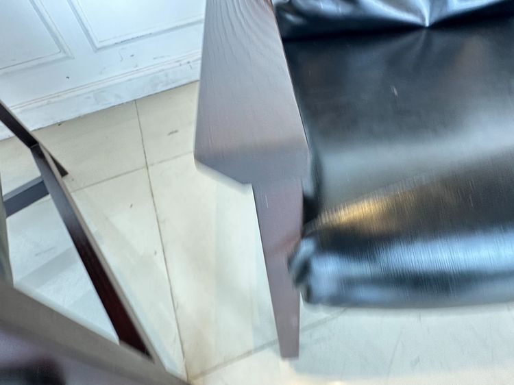 เก้าอี้อาร์มแชร์ แบรนด์ INDEX เบาะหนัง PU สีดำ รูปที่ 9