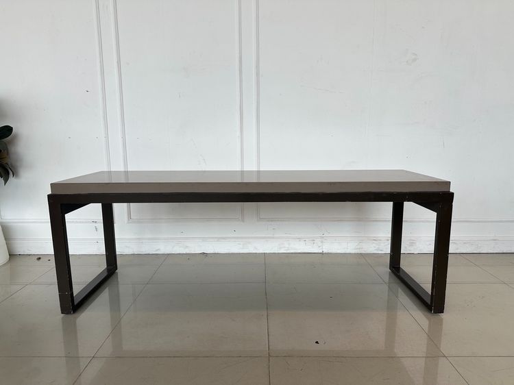 อื่นๆ อื่นๆ โต๊ะโชว์สินค้า (กว้าง 160 CM.) ท็อปหินเทียมสีน้ำตาล 