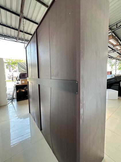 ตู้เสื้อผ้า 4 บานเปิด 4 ลิ้นชัก หน้าบานกระจกเงาครึ่งตัว โครงไม้ MDF สีน้ำตาล รูปที่ 7