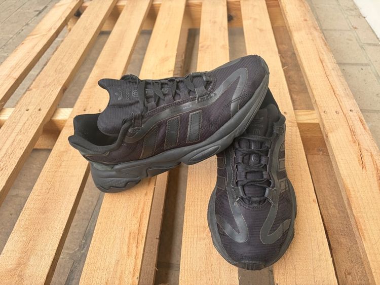 Adidas ส่งต่อครับใช้เองเบอร์42.5พื้นเต็มๆ