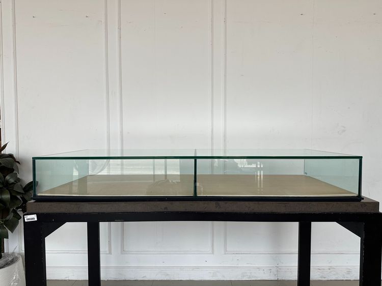 ตู้กระจก ใส่เครื่องประดับ ไม่มีขา (แผ่นกระจกหนา 1 เซนติเมตร) 