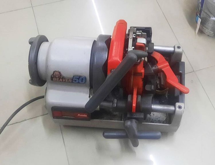 เครื่องต๊าปเกลียว ASADA 