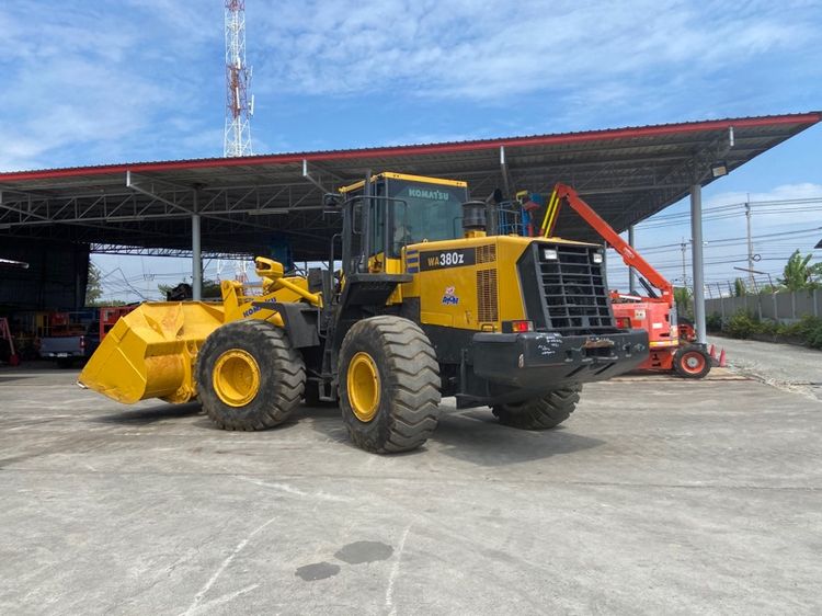 รถตักล้อยาง KOMATSU รุ่น WA380-6 บุ้งกี๋ 3.4 คิว รถเก่านอกนำเข้า รูปที่ 4