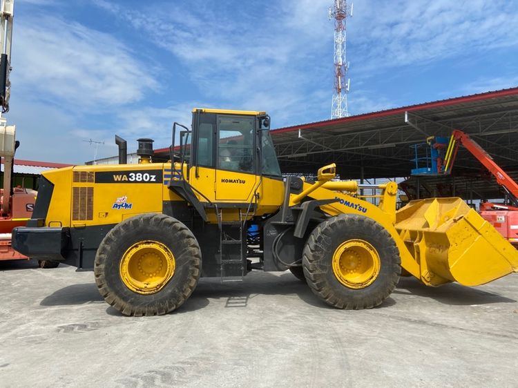 รถตักล้อยาง KOMATSU รุ่น WA380-6 บุ้งกี๋ 3.4 คิว รถเก่านอกนำเข้า รูปที่ 6